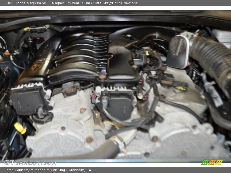 Magnesium Pearl / Dark Slate Gray/Light Graystone 2005 Dodge Magnum SXT