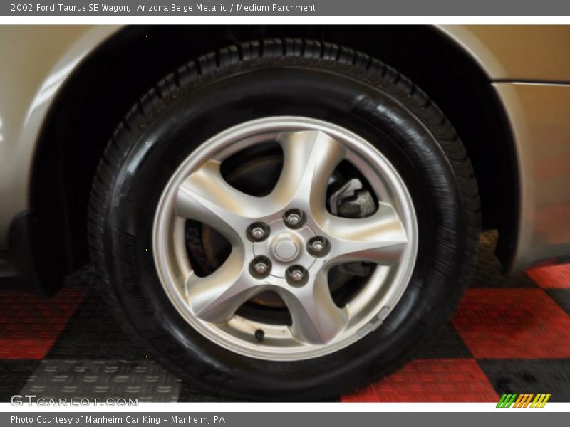 Arizona Beige Metallic / Medium Parchment 2002 Ford Taurus SE Wagon