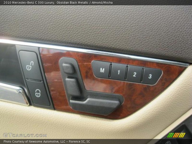 Obsidian Black Metallic / Almond/Mocha 2010 Mercedes-Benz C 300 Luxury