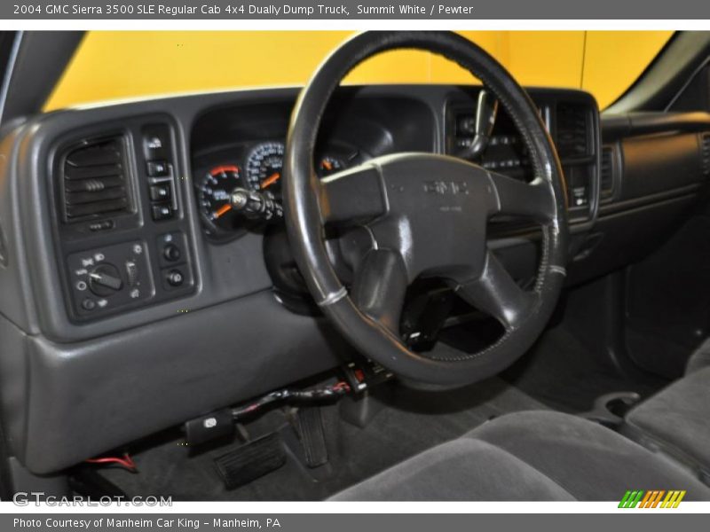 Summit White / Pewter 2004 GMC Sierra 3500 SLE Regular Cab 4x4 Dually Dump Truck