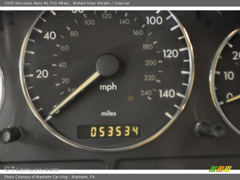 Brilliant Silver Metallic / Charcoal 2005 Mercedes-Benz ML 500 4Matic