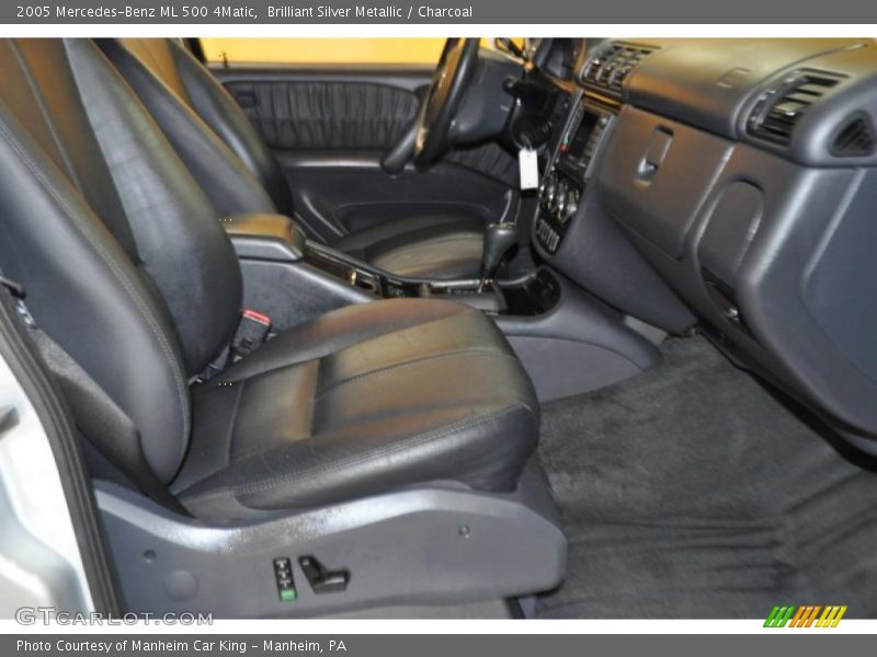 Brilliant Silver Metallic / Charcoal 2005 Mercedes-Benz ML 500 4Matic