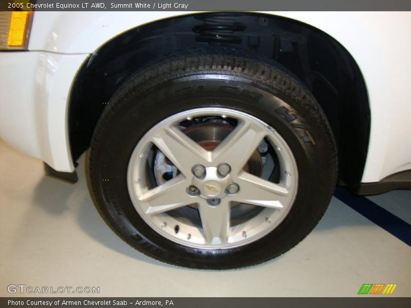 Summit White / Light Gray 2005 Chevrolet Equinox LT AWD
