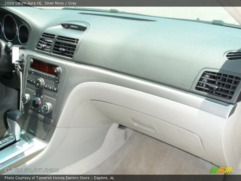 Silver Moss / Gray 2009 Saturn Aura XE
