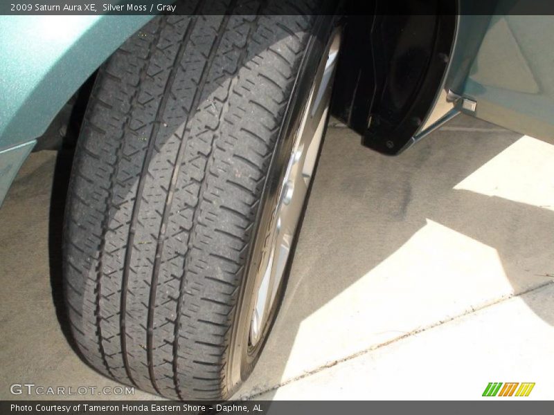 Silver Moss / Gray 2009 Saturn Aura XE