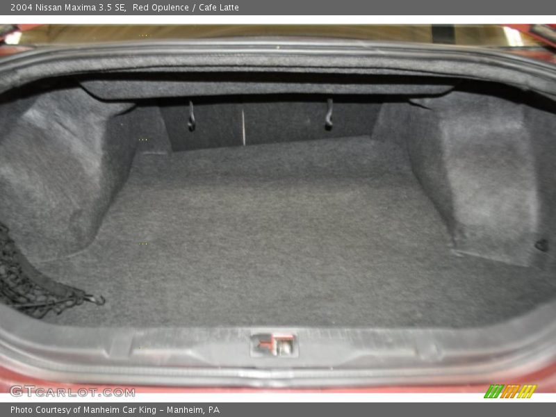 Red Opulence / Cafe Latte 2004 Nissan Maxima 3.5 SE