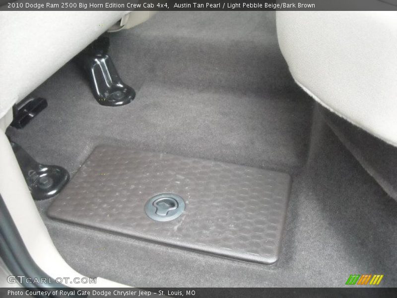 Austin Tan Pearl / Light Pebble Beige/Bark Brown 2010 Dodge Ram 2500 Big Horn Edition Crew Cab 4x4