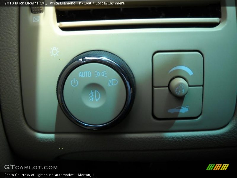 White Diamond Tri-Coat / Cocoa/Cashmere 2010 Buick Lucerne CXL