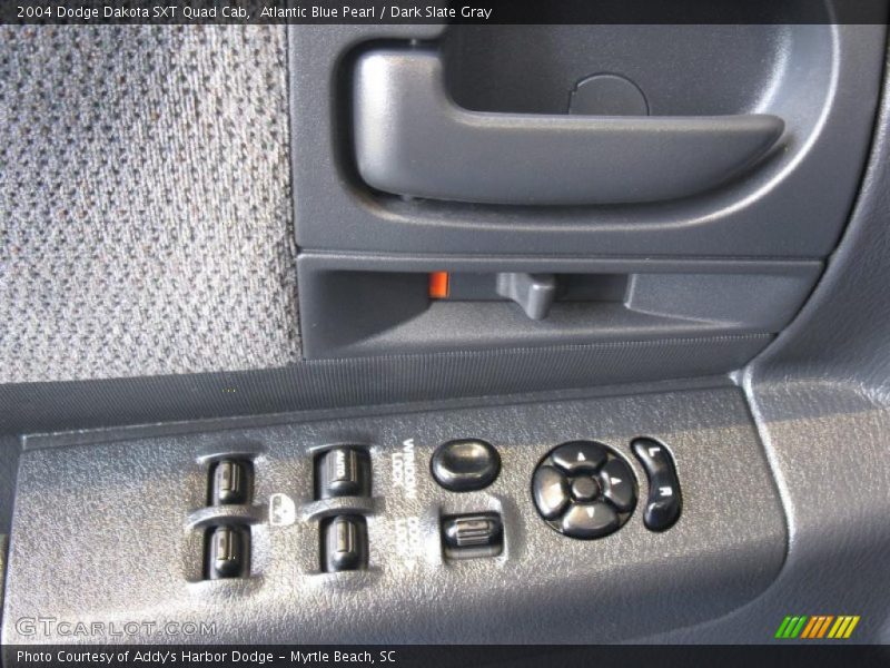 Atlantic Blue Pearl / Dark Slate Gray 2004 Dodge Dakota SXT Quad Cab
