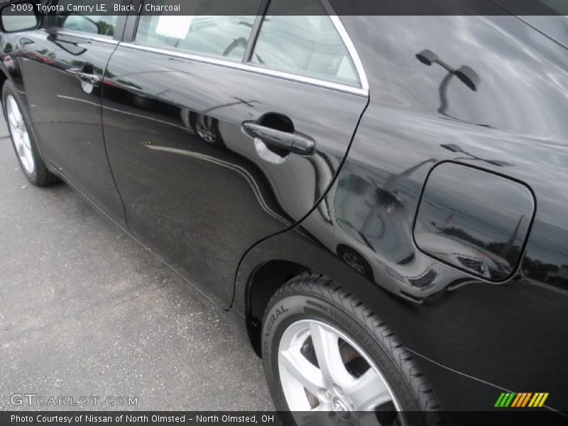 Black / Charcoal 2009 Toyota Camry LE
