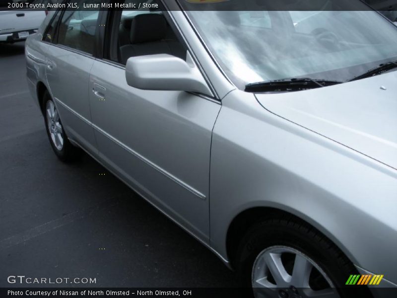 Lunar Mist Metallic / Stone 2000 Toyota Avalon XLS