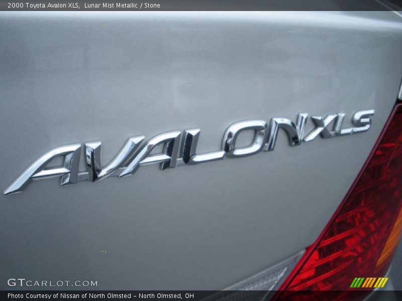 Lunar Mist Metallic / Stone 2000 Toyota Avalon XLS
