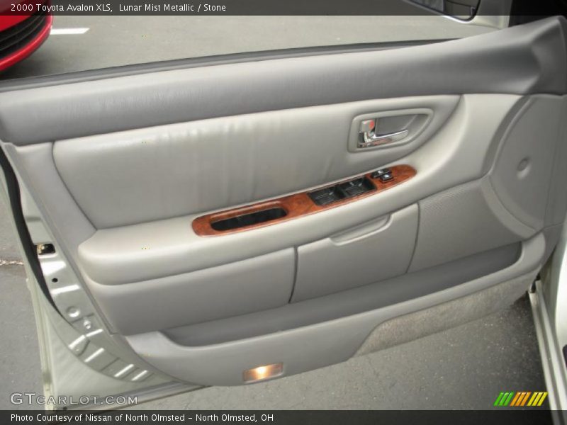 Lunar Mist Metallic / Stone 2000 Toyota Avalon XLS