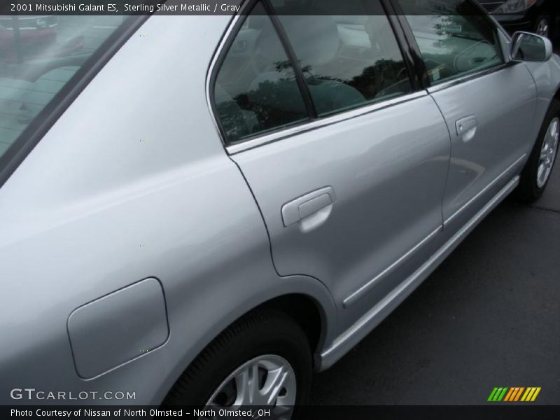 Sterling Silver Metallic / Gray 2001 Mitsubishi Galant ES