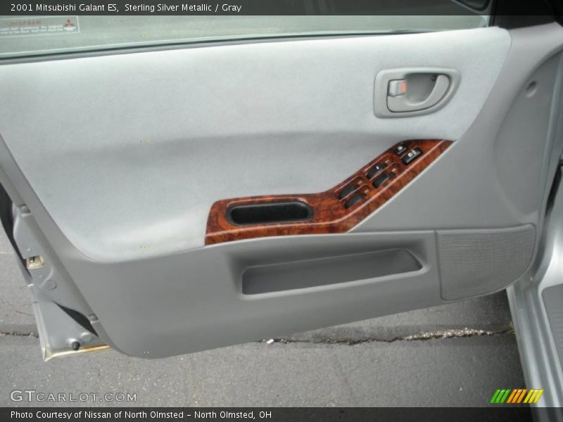 Sterling Silver Metallic / Gray 2001 Mitsubishi Galant ES