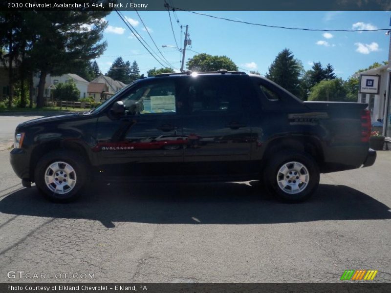 Black / Ebony 2010 Chevrolet Avalanche LS 4x4