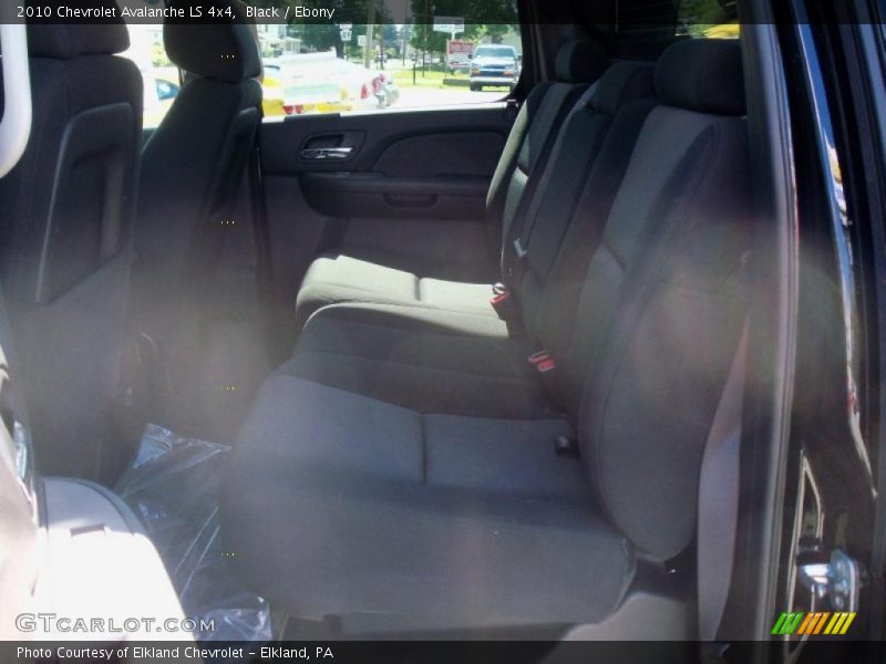 Black / Ebony 2010 Chevrolet Avalanche LS 4x4