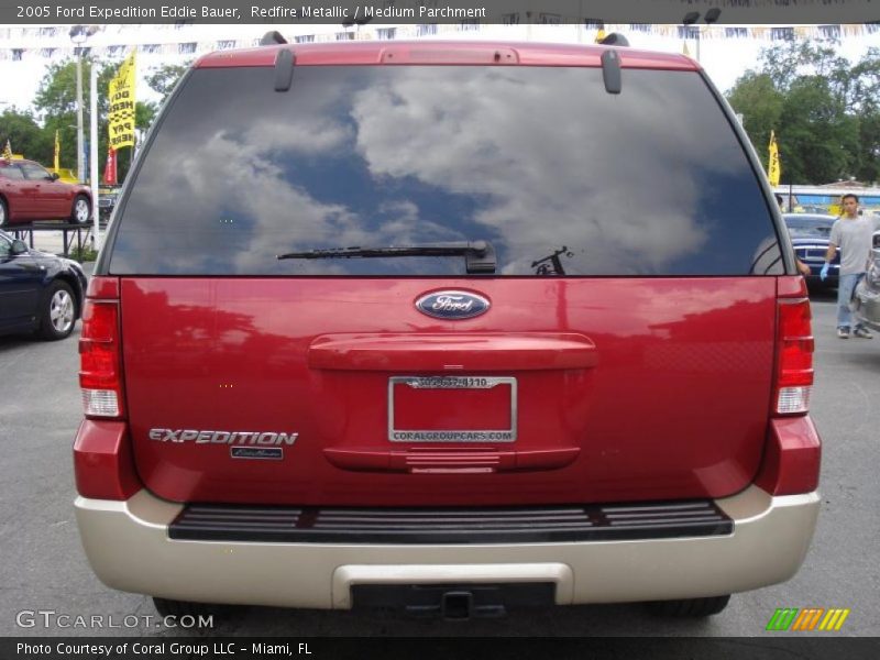 Redfire Metallic / Medium Parchment 2005 Ford Expedition Eddie Bauer
