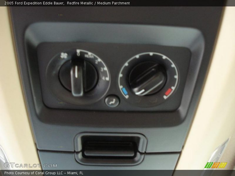 Redfire Metallic / Medium Parchment 2005 Ford Expedition Eddie Bauer