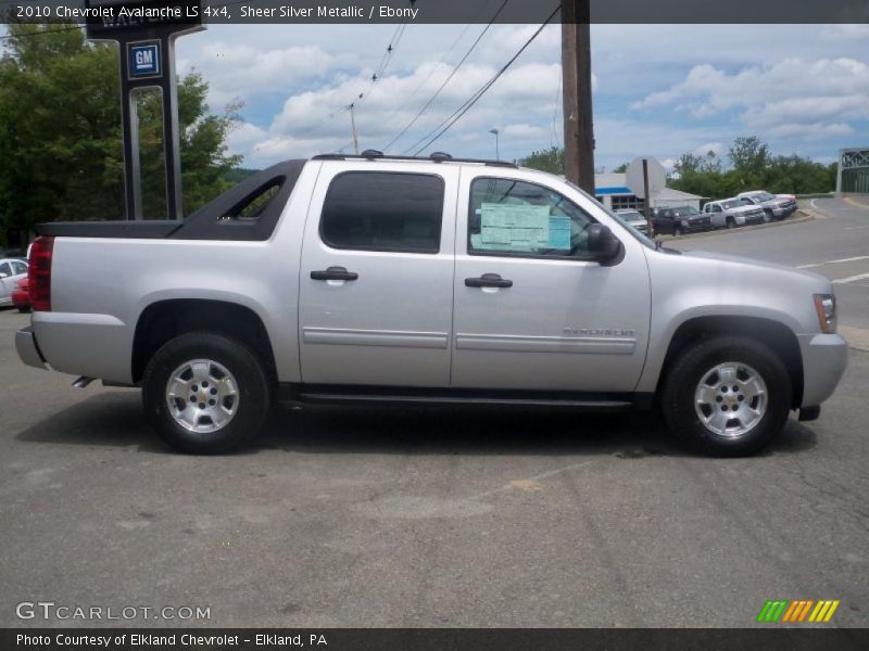 Sheer Silver Metallic / Ebony 2010 Chevrolet Avalanche LS 4x4
