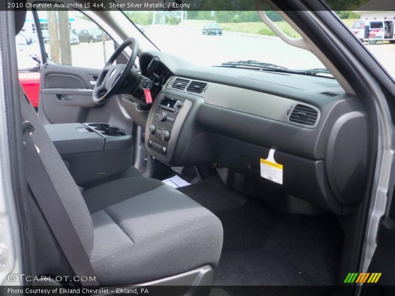 Sheer Silver Metallic / Ebony 2010 Chevrolet Avalanche LS 4x4