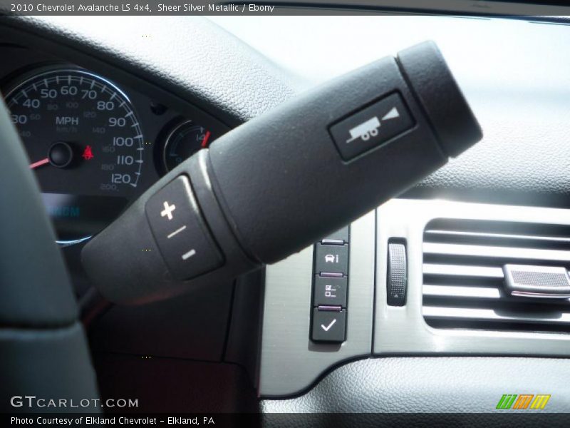 Sheer Silver Metallic / Ebony 2010 Chevrolet Avalanche LS 4x4