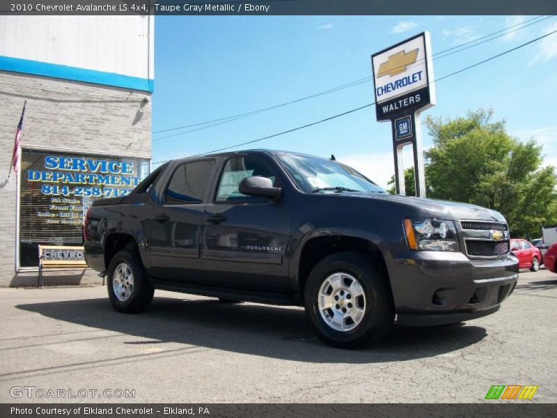 Taupe Gray Metallic / Ebony 2010 Chevrolet Avalanche LS 4x4