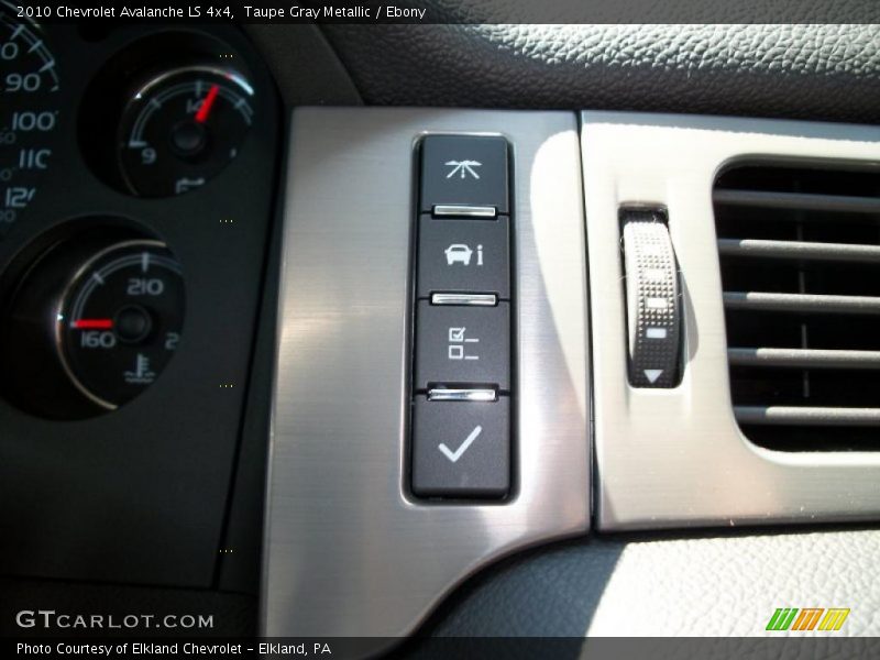 Taupe Gray Metallic / Ebony 2010 Chevrolet Avalanche LS 4x4