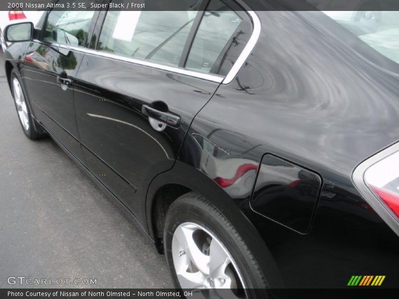 Super Black / Frost 2008 Nissan Altima 3.5 SE