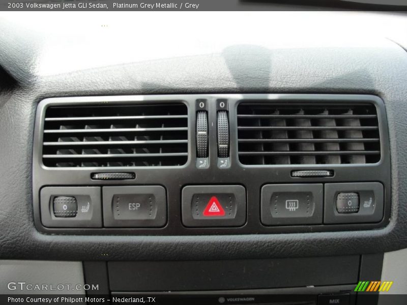 Platinum Grey Metallic / Grey 2003 Volkswagen Jetta GLI Sedan