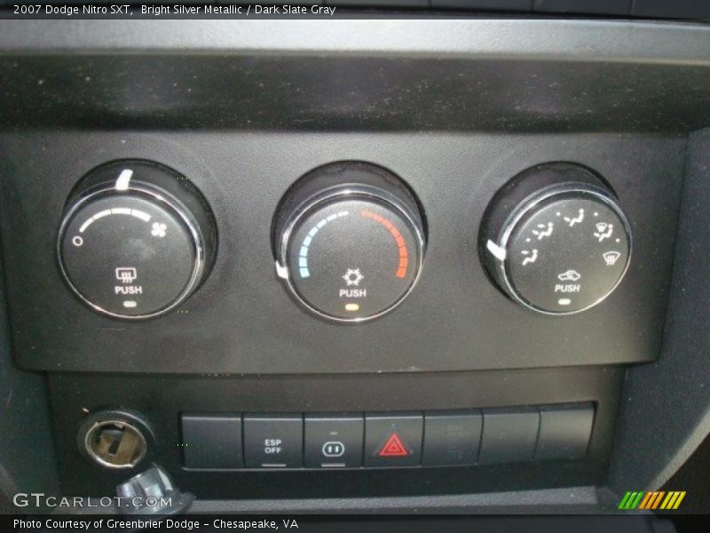 Bright Silver Metallic / Dark Slate Gray 2007 Dodge Nitro SXT