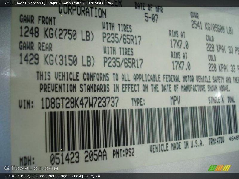 Bright Silver Metallic / Dark Slate Gray 2007 Dodge Nitro SXT