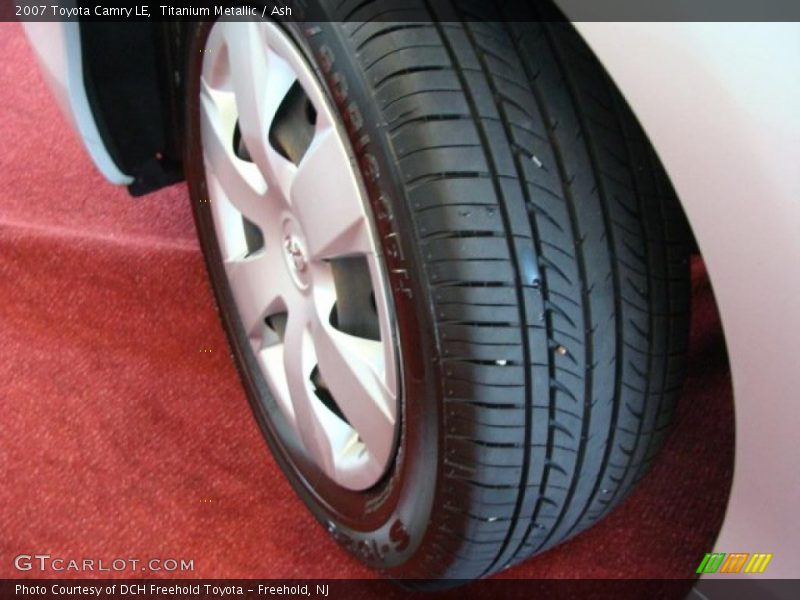 Titanium Metallic / Ash 2007 Toyota Camry LE