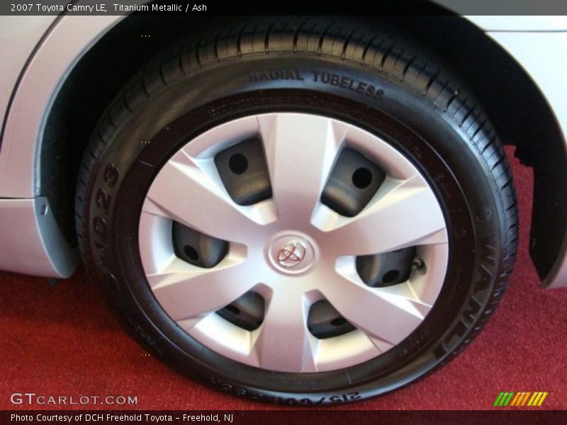 Titanium Metallic / Ash 2007 Toyota Camry LE