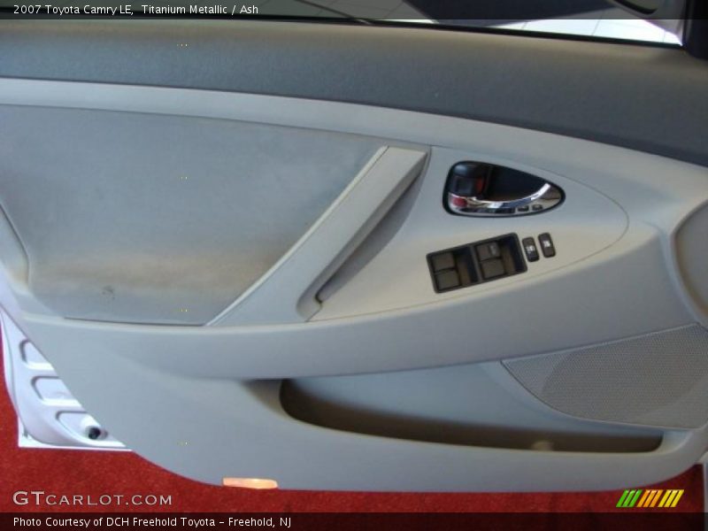 Titanium Metallic / Ash 2007 Toyota Camry LE