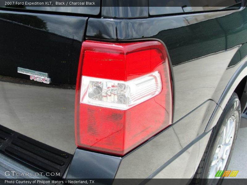 Black / Charcoal Black 2007 Ford Expedition XLT
