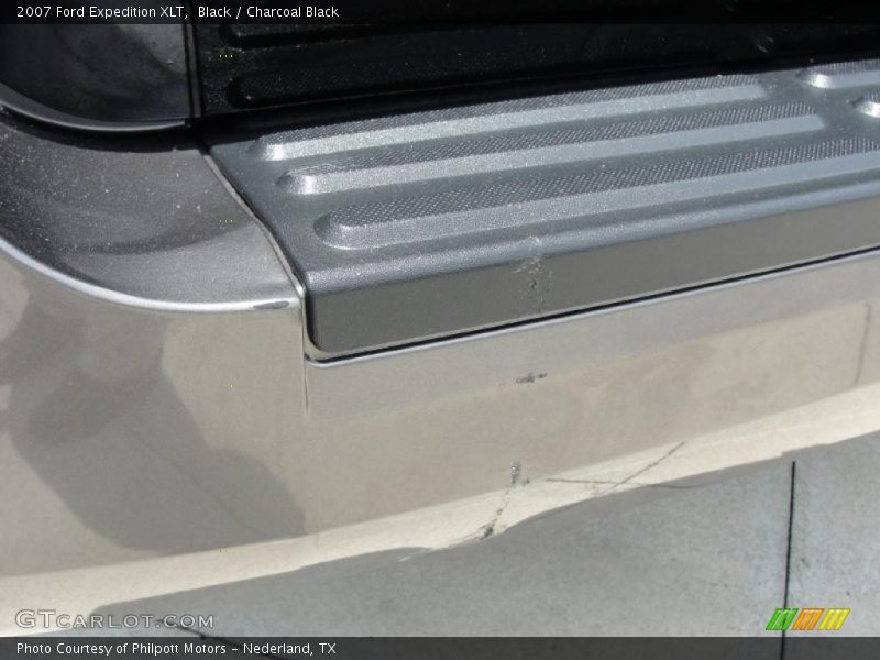 Black / Charcoal Black 2007 Ford Expedition XLT