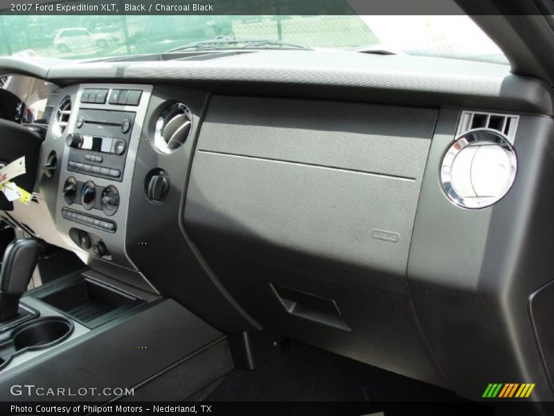 Black / Charcoal Black 2007 Ford Expedition XLT