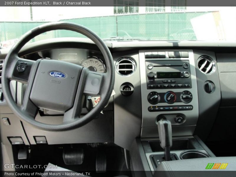 Black / Charcoal Black 2007 Ford Expedition XLT