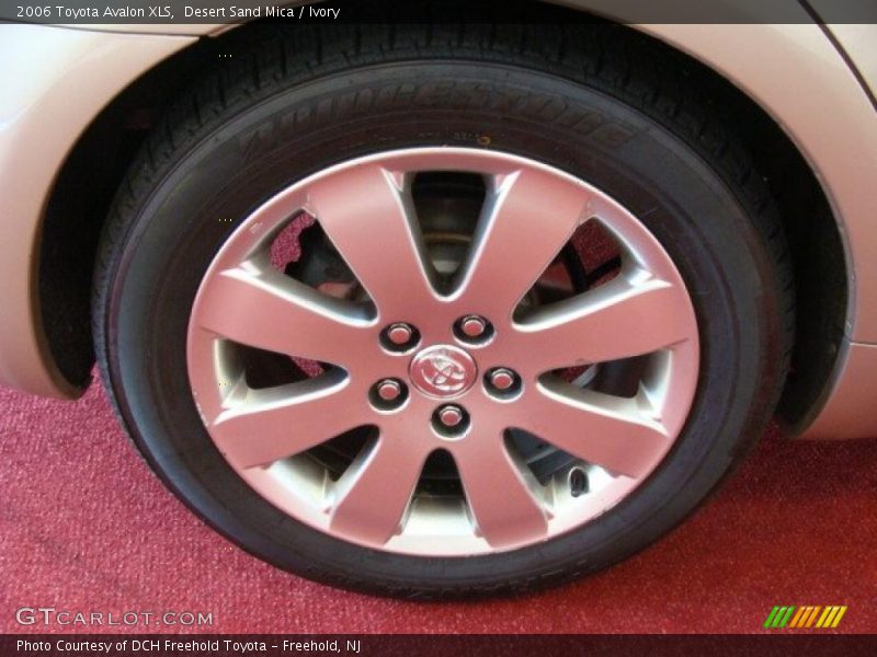 Desert Sand Mica / Ivory 2006 Toyota Avalon XLS