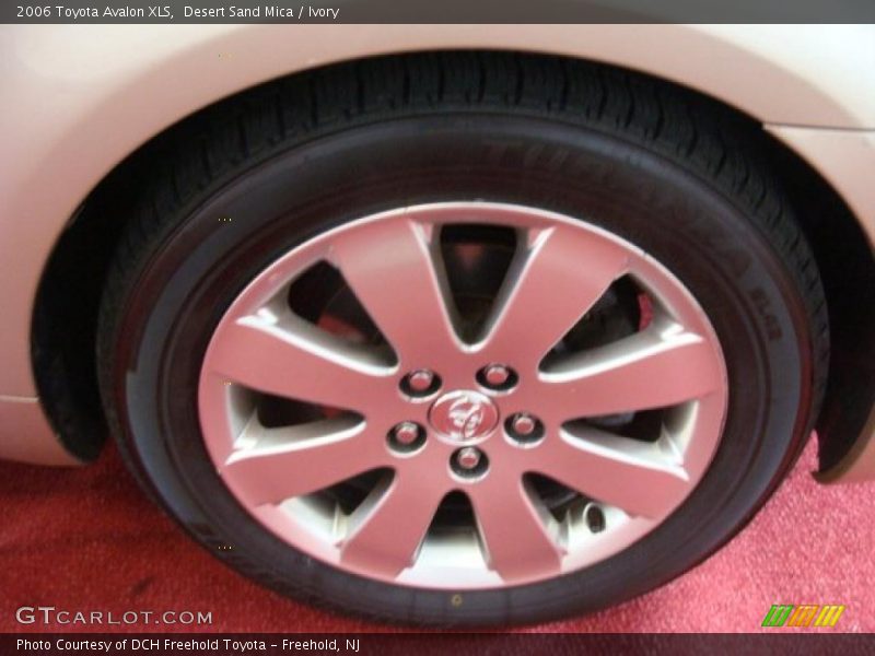 Desert Sand Mica / Ivory 2006 Toyota Avalon XLS