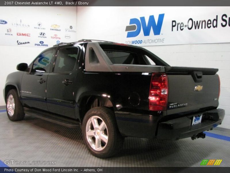 Black / Ebony 2007 Chevrolet Avalanche LT 4WD