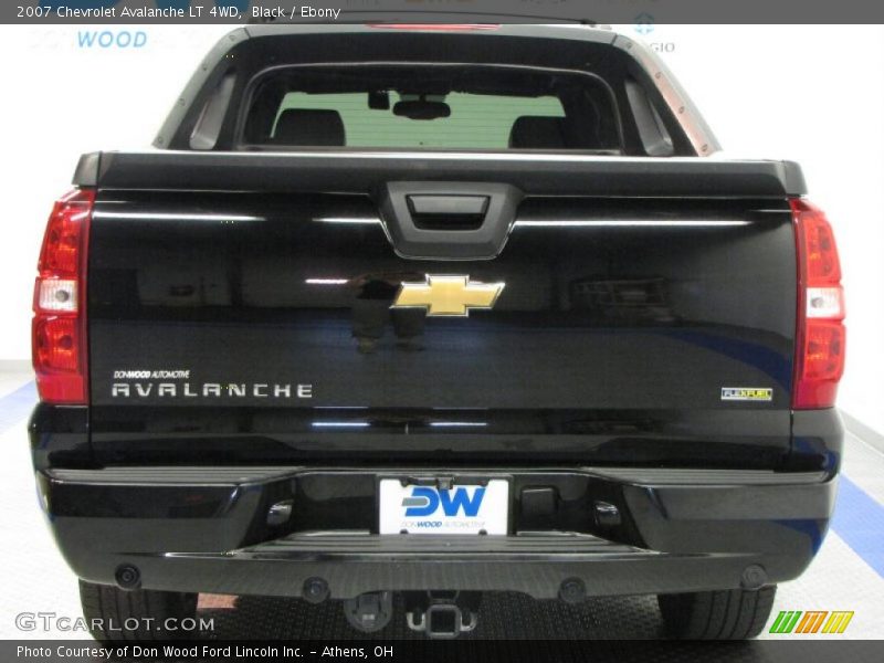 Black / Ebony 2007 Chevrolet Avalanche LT 4WD