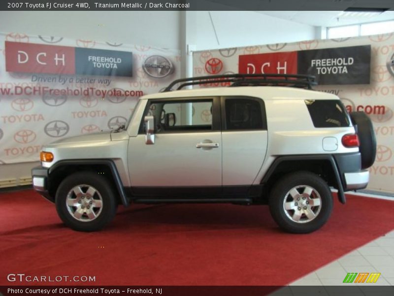 Titanium Metallic / Dark Charcoal 2007 Toyota FJ Cruiser 4WD