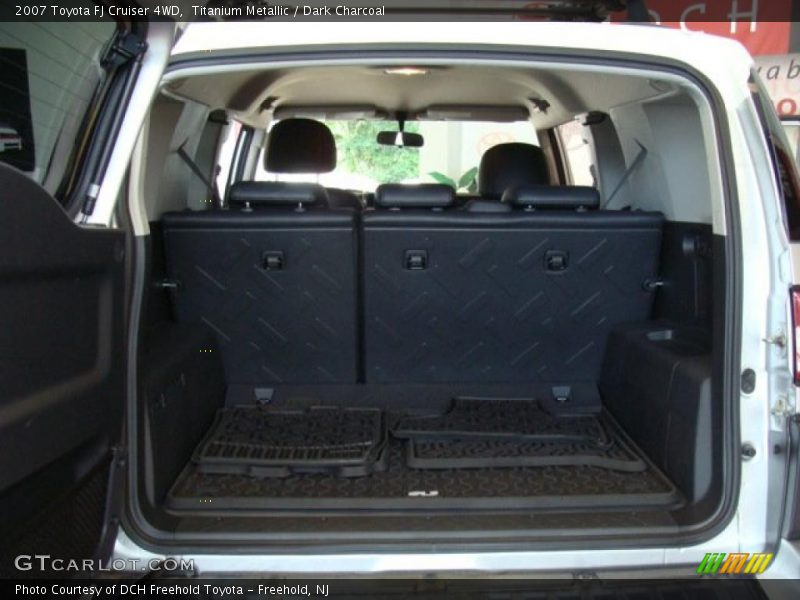 Titanium Metallic / Dark Charcoal 2007 Toyota FJ Cruiser 4WD