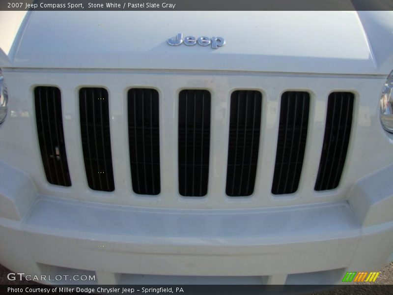 Stone White / Pastel Slate Gray 2007 Jeep Compass Sport