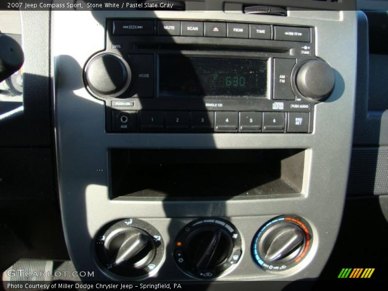 Stone White / Pastel Slate Gray 2007 Jeep Compass Sport