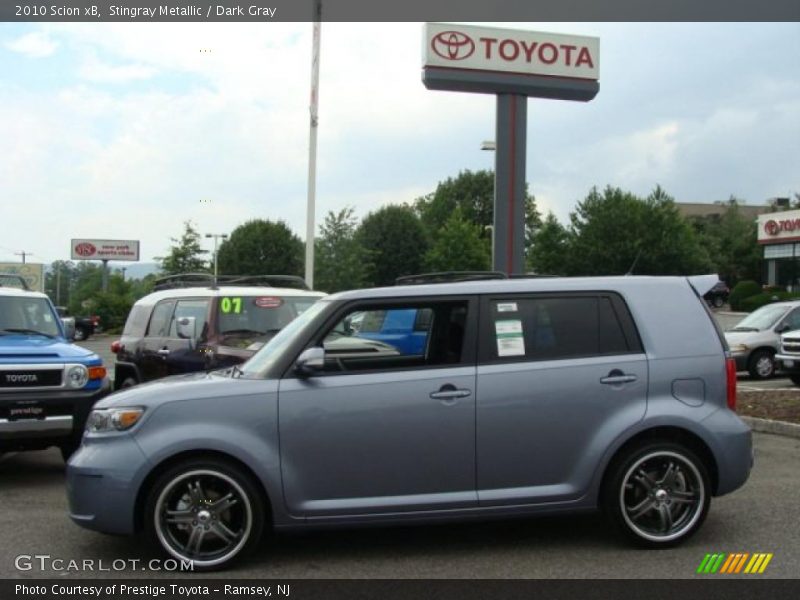 Stingray Metallic / Dark Gray 2010 Scion xB