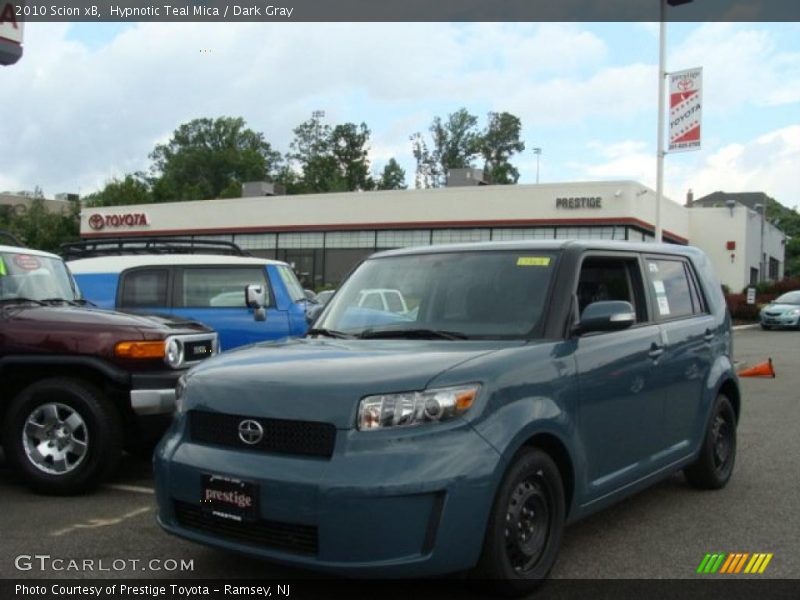 Hypnotic Teal Mica / Dark Gray 2010 Scion xB
