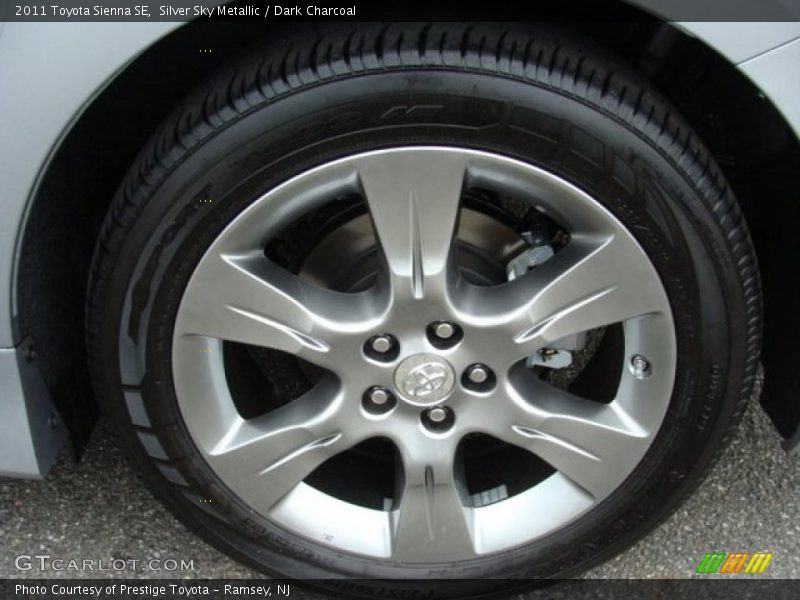 Silver Sky Metallic / Dark Charcoal 2011 Toyota Sienna SE